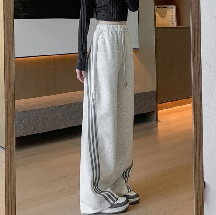 【レディース】スウェットパンツ ゆったりシルエット 縦長美脚 ワイドスウェットパンツ