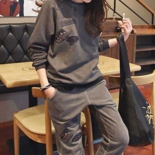 【レディース上下セット】スウェットパンツ スウェットパンツ デザインワッペン細身スウェット