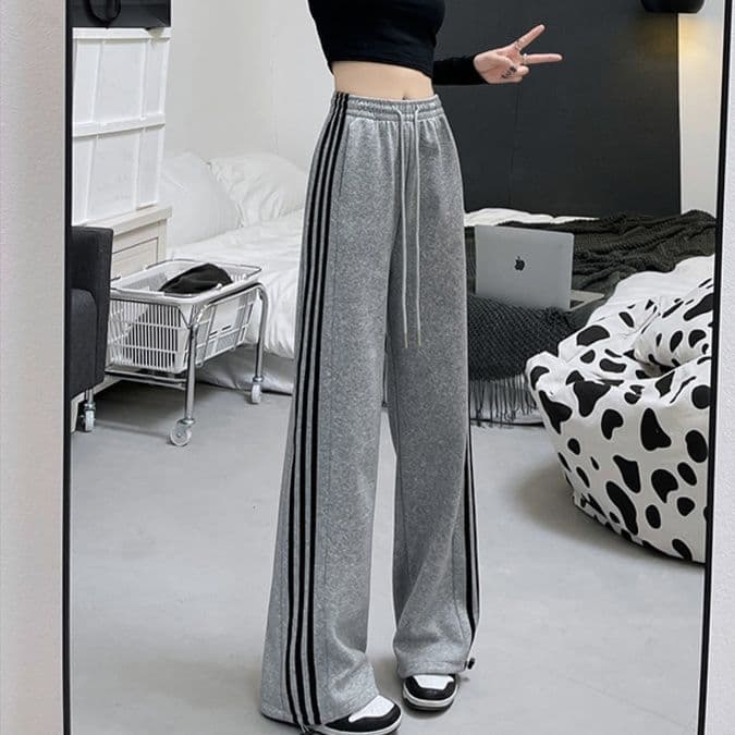 【レディース】スウェットパンツ 三本線ゆったりスウェットパンツ