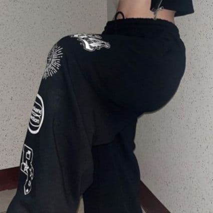 【レディース】スウェットパンツ スウェットパンツ ストリートモチーフ柄入りゆったりパンツ