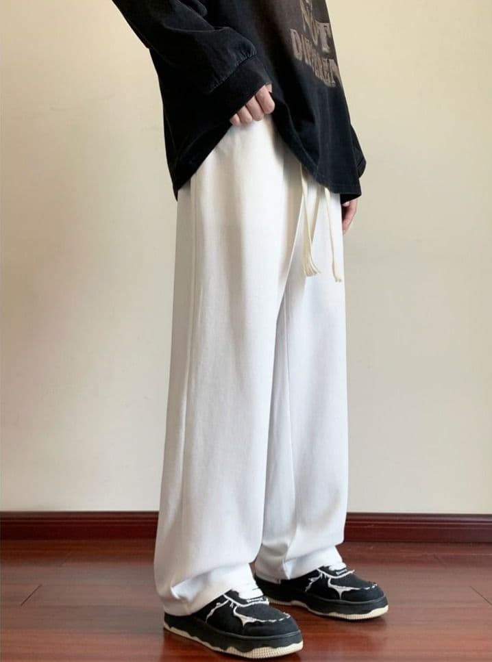 【メンズ】ゆったりシルエット ストレートスウェットパンツ