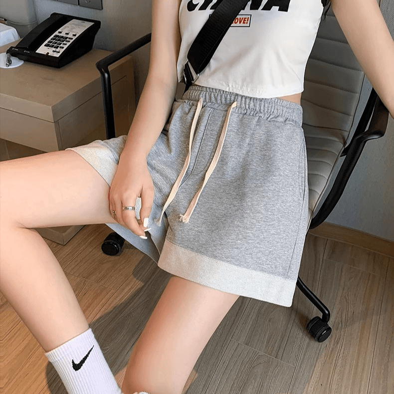 【レディース】ハイウエストゆったりショートスウェットパンツ