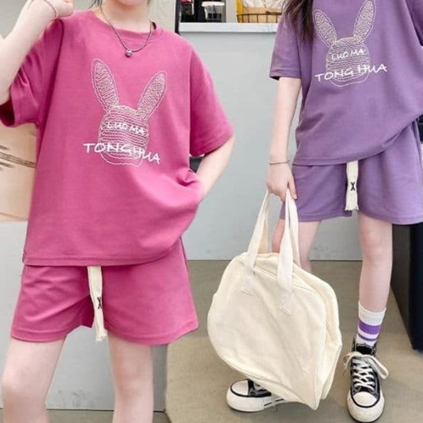 【キッズ上下セット】スウェットパンツ うさぎ刺繍ショートパンツセット