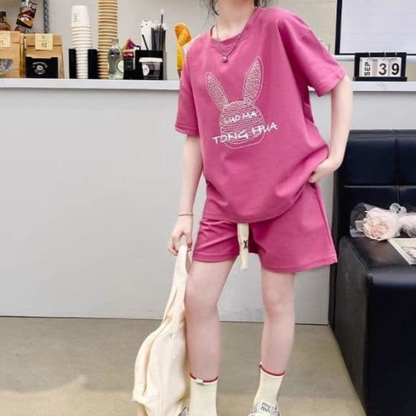 【キッズ上下セット】スウェットパンツ うさぎ刺繍ショートパンツセット