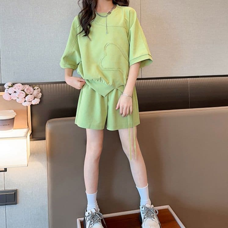 【キッズ上下セット】スウェットパンツ ゆったりシルエット半袖セットアップ