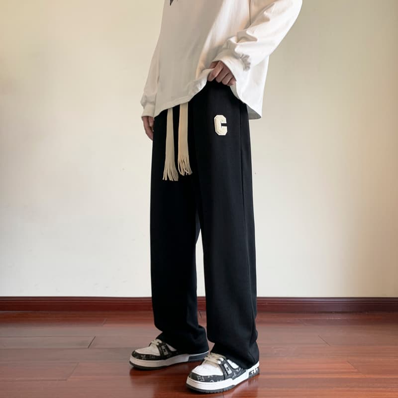 【メンズ】ゆったりシルエット ストレートスウェットパンツ