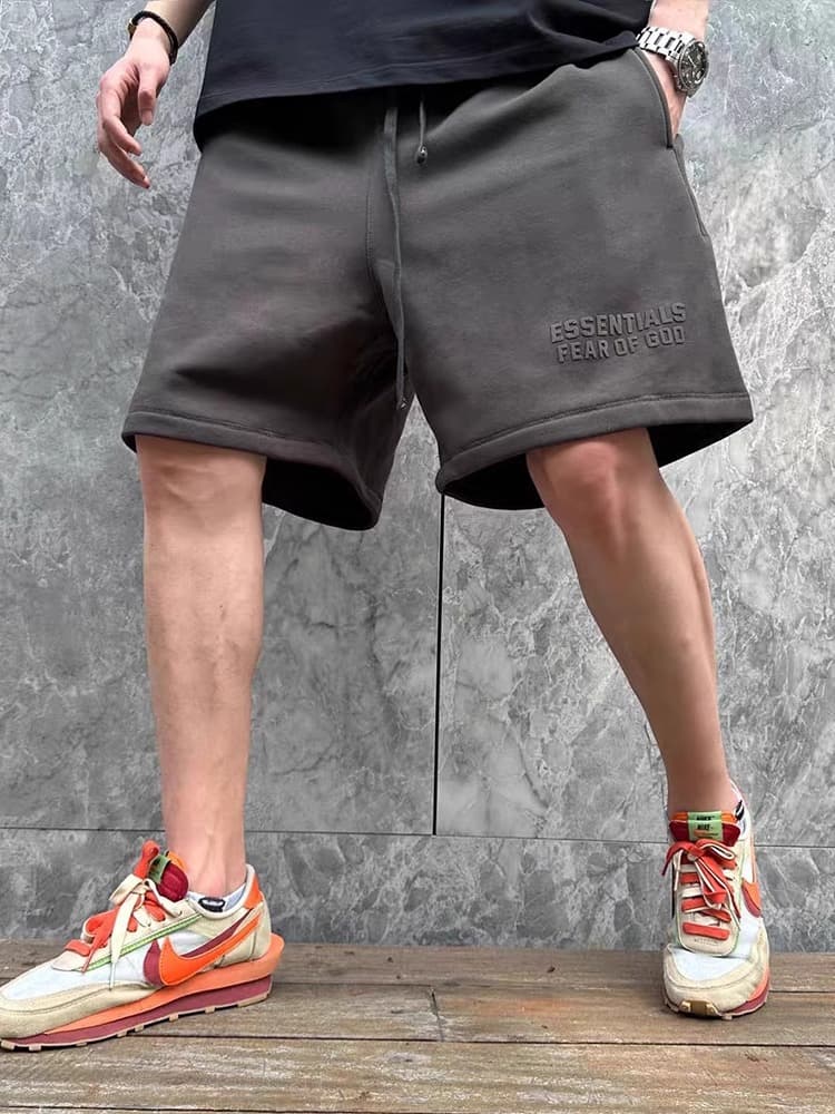 【メンズ】スウェットパンツ スウェットパンツ 同色プリント入りスウェットショート