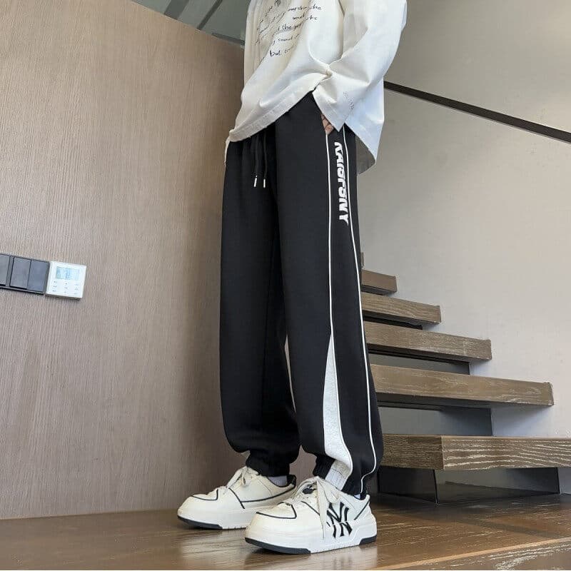 【メンズ】スウェットパンツ リラックス感溢れる裾絞りスウェットパンツ