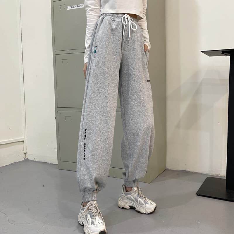 【レディース】スウェットパンツ スウェットパンツ ゆったりくつろぎ裾絞りパンツ