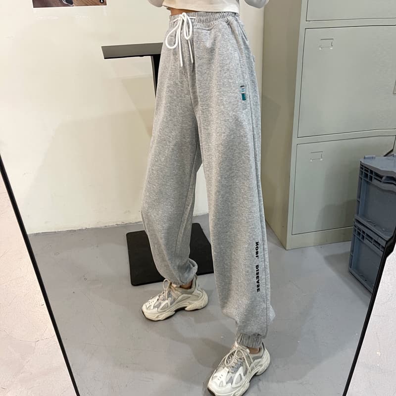【レディース】スウェットパンツ スウェットパンツ ゆったりくつろぎ裾絞りパンツ