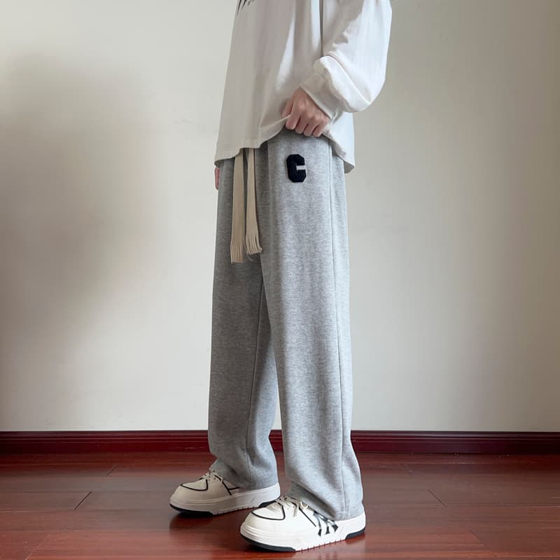 【メンズ】ゆったりシルエット ストレートスウェットパンツ