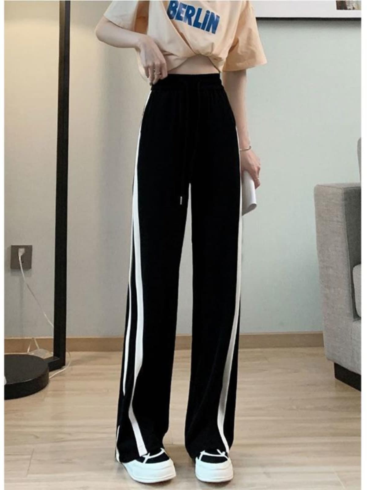 【レディース】スウェットパンツ スウェットパンツ リラックスサイドライン ワイドパンツ
