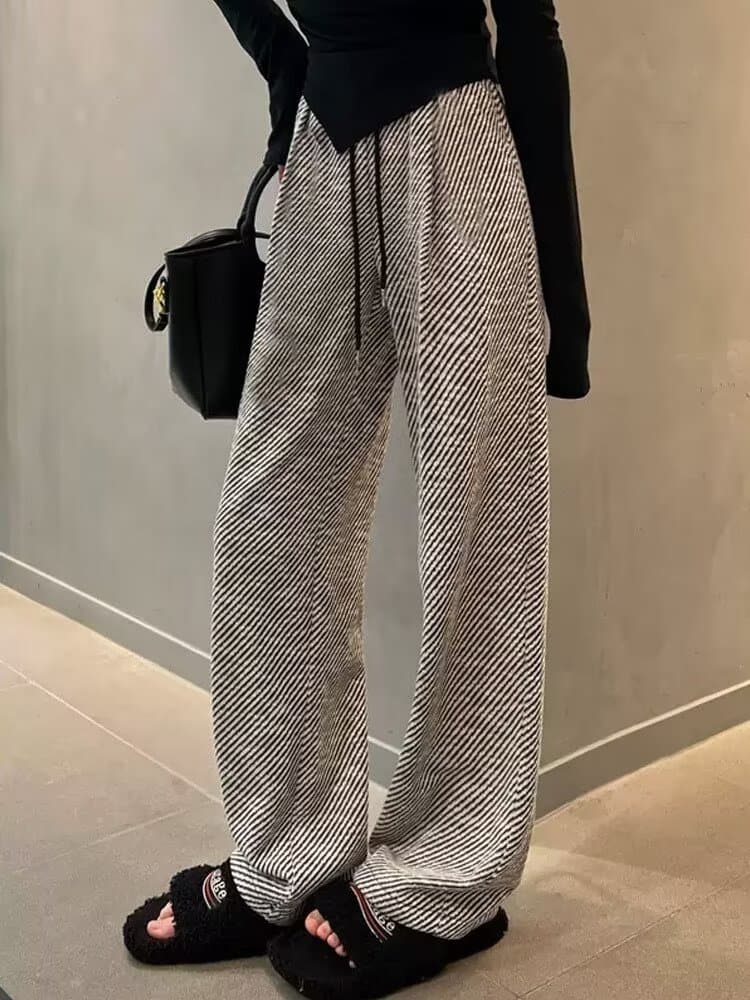 【レディース】スウェットパンツ スウェットパンツ 斜め縞模様リラックスワイドパンツ