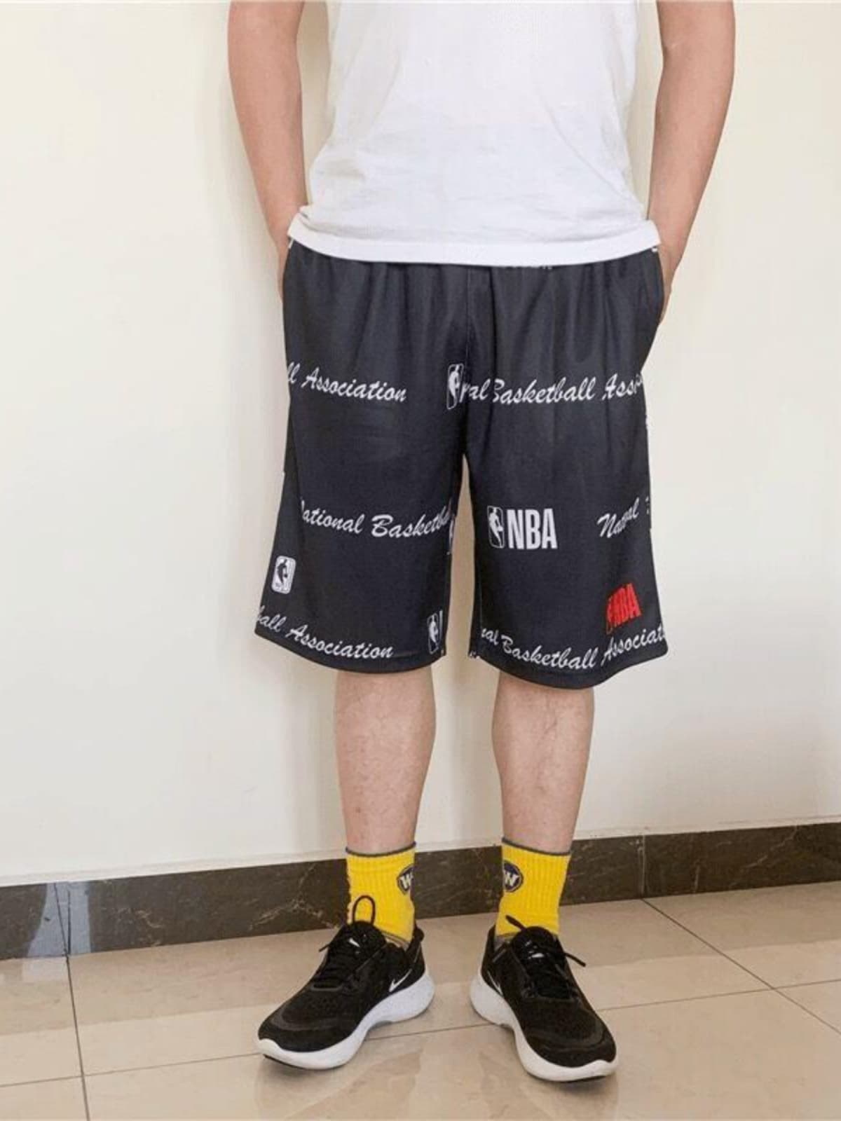 【メンズ】スウェットパンツ バスケロゴ総柄ショートパンツ