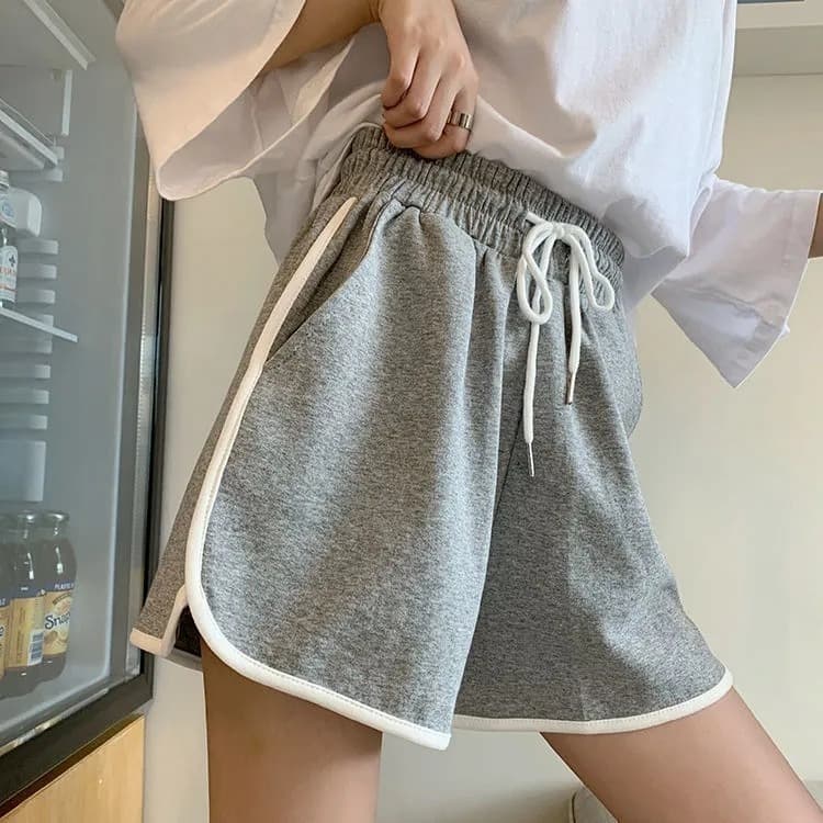 【レディース】スウェットパンツ スウェットパンツ ふんわりリラックスライン入りショートパンツ
