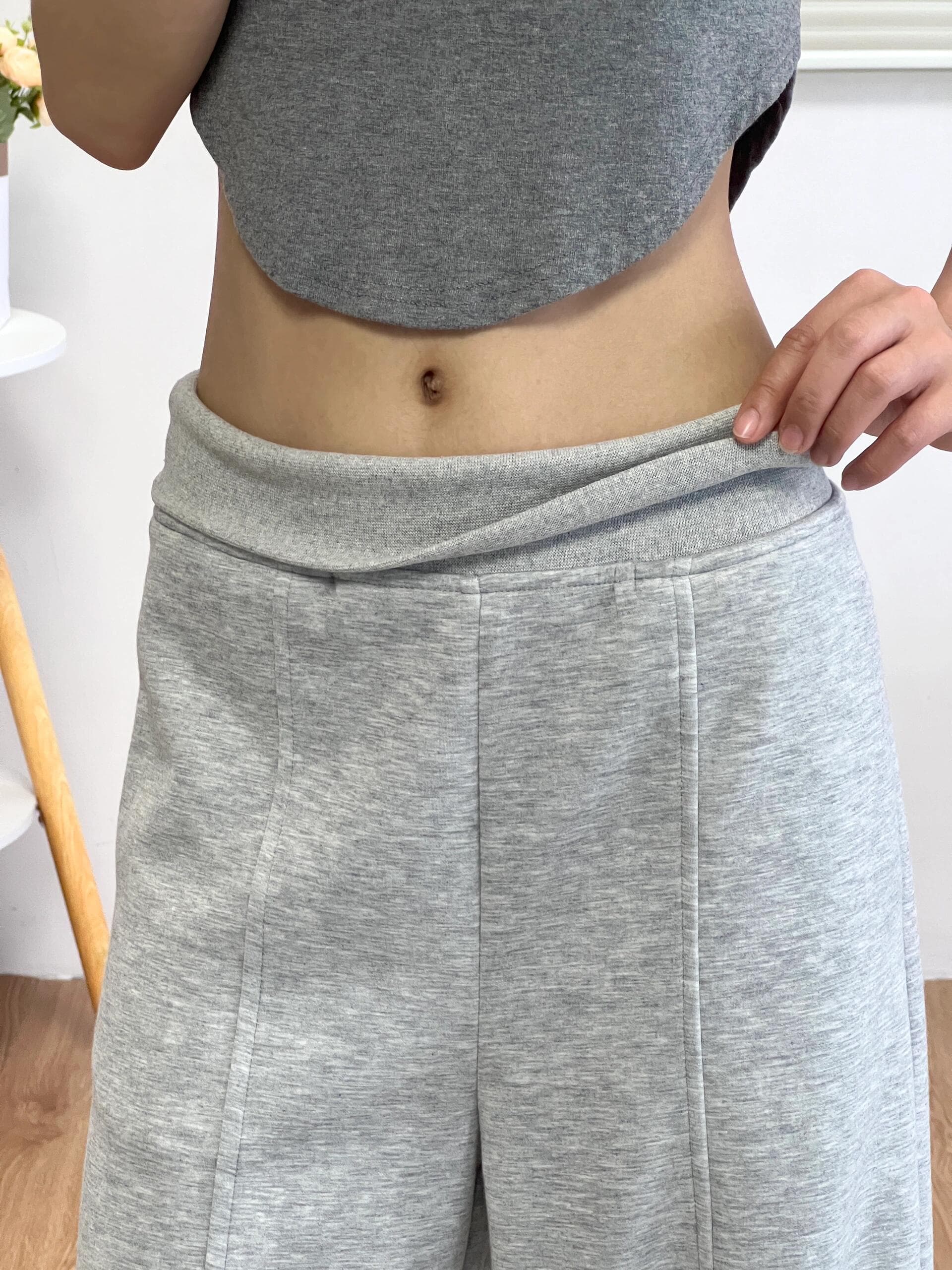 【レディース】スウェットパンツ ゆったりフレアスウェットパンツ