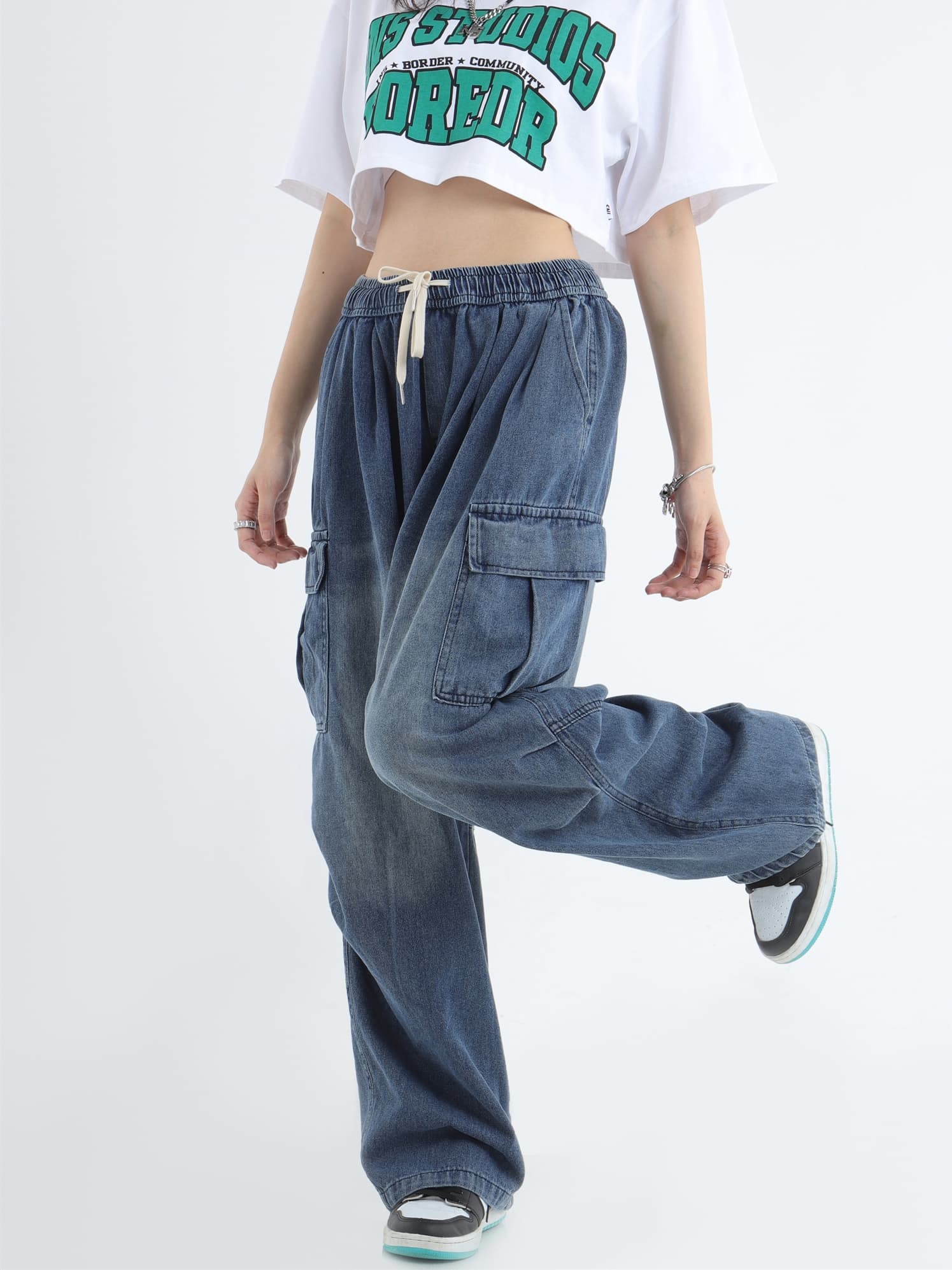 【レディース】カーゴポケット付きデニムワイドスウェットパンツ