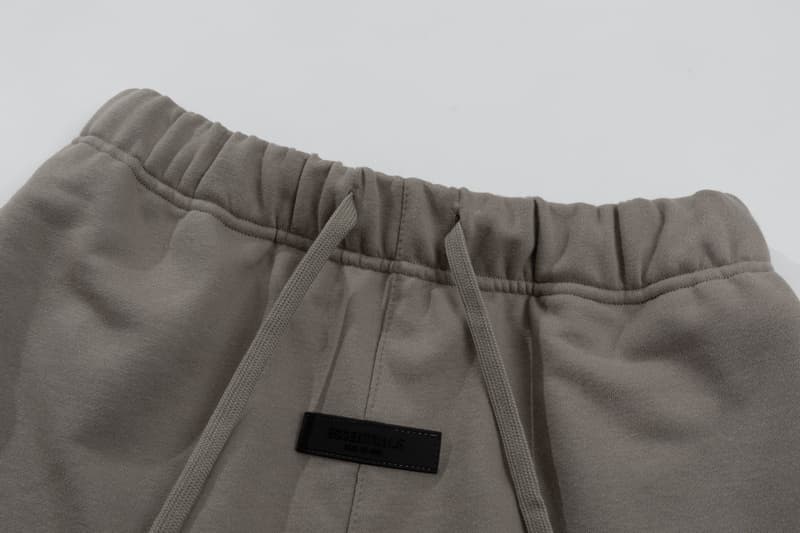 【メンズ】スウェットパンツ スウェットパンツ 同色プリント入りスウェットショート
